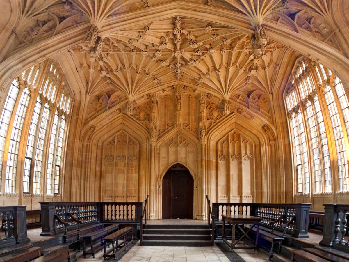 La Divinity School Oxford
