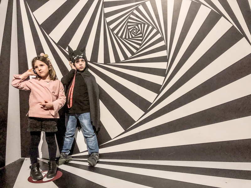 Escher con guida per bambini a Napoli