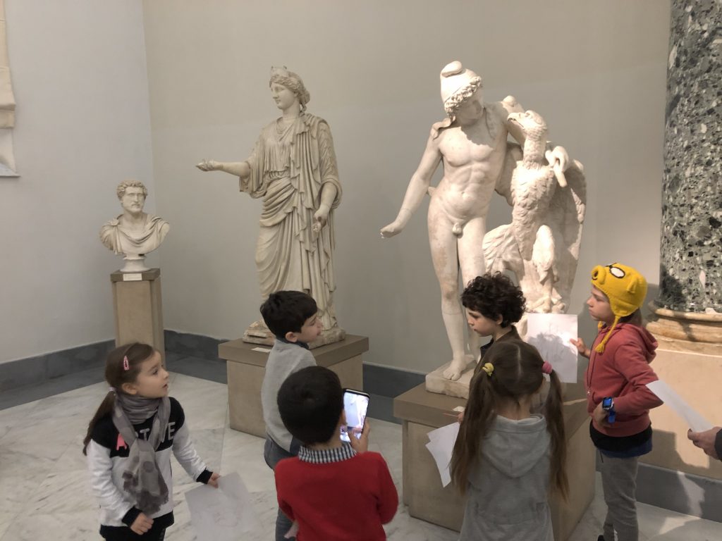 bambini al museo