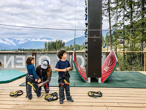 arrampicata bambini revelstoke mountain resort