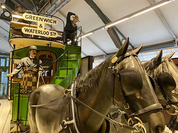 museo trasporti londra carrozza con cabvall riproduzione