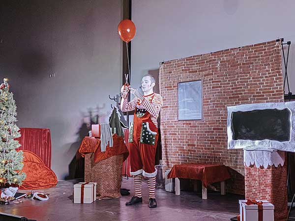 teatro eldo ocn palloncino rosso