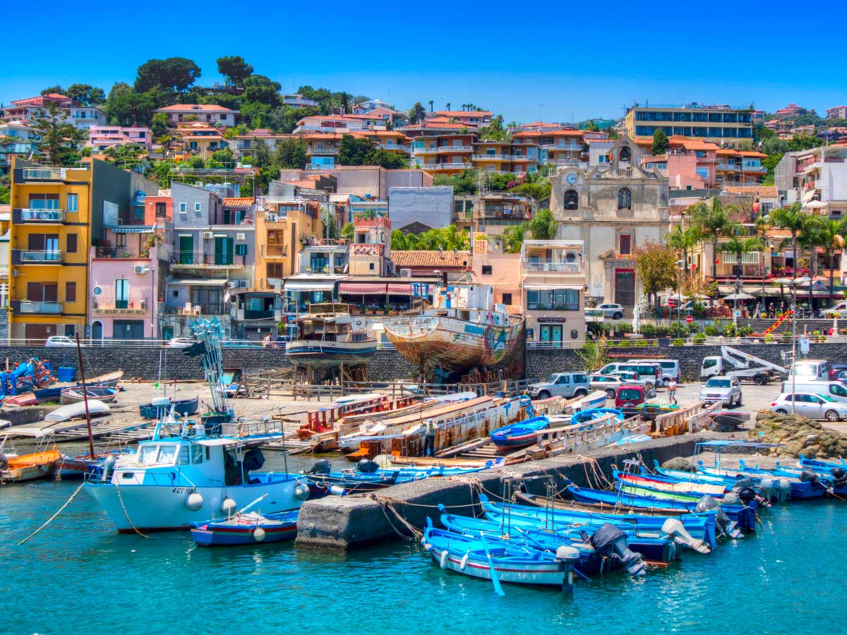 Aci Trezza, gita da Catania con i bambini