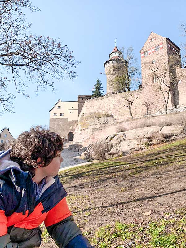 castello Norimberga con bambino