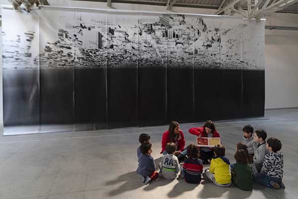 bambini al museo Fondazione Pirelli Hangar Bicocca bambini