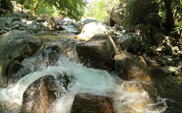 cascata Parco fluviale del Vergari a Mesorca