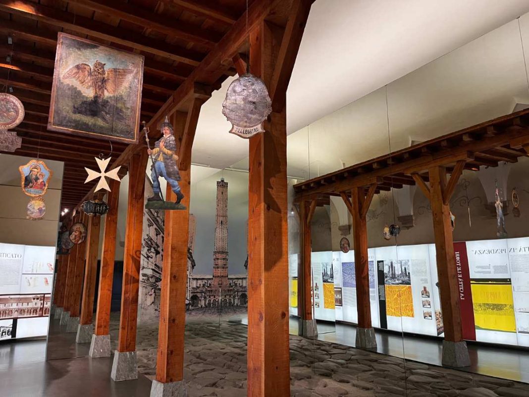 interno palazzo pepoli uno dei musei di Bologna da vedere con i bambini