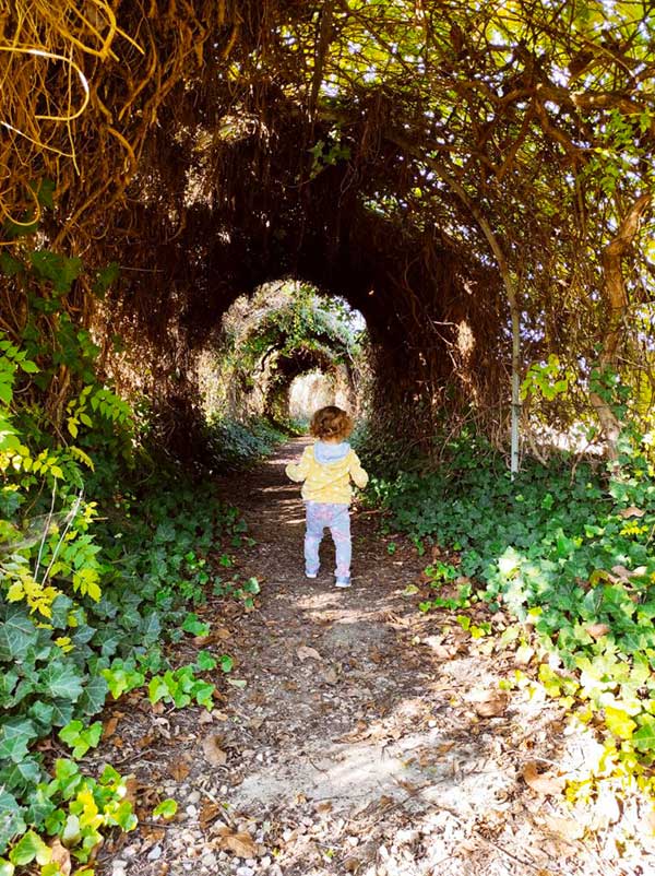 Munlab l’Ecomuseo dell’Argilla bima su un sentiero