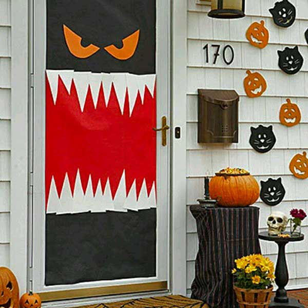 porta decorata per halloween