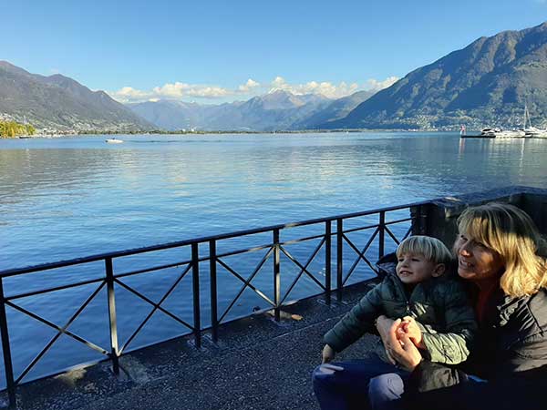 nonna con bambino a Locarno