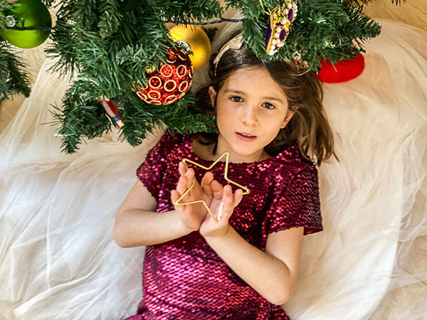 bambina capodanno 2021