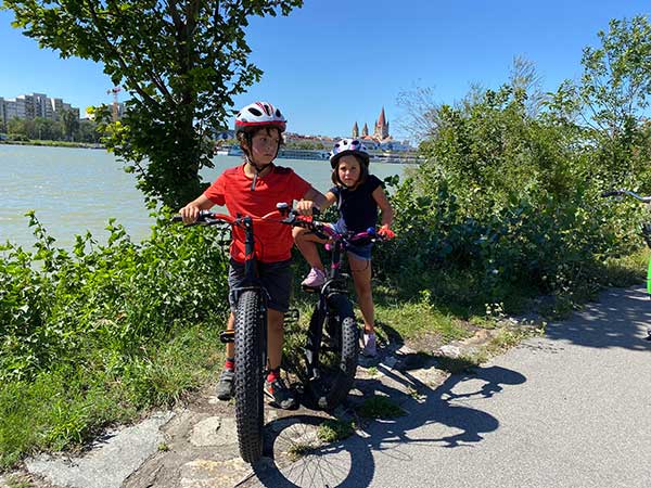 isola del Danubio in bici