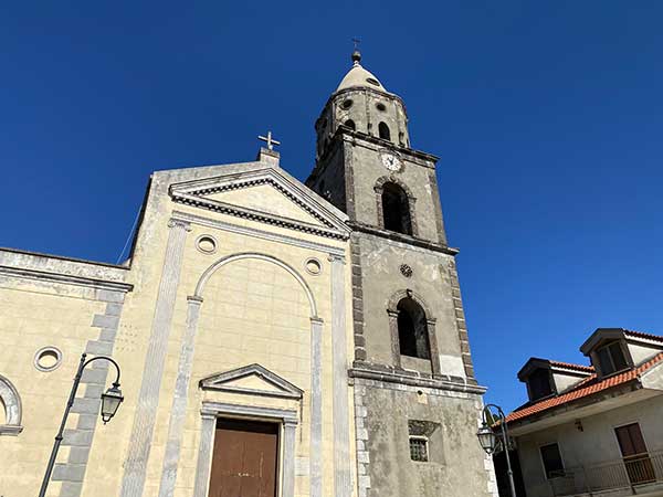 chiesa dell'annunziata castel Morrone