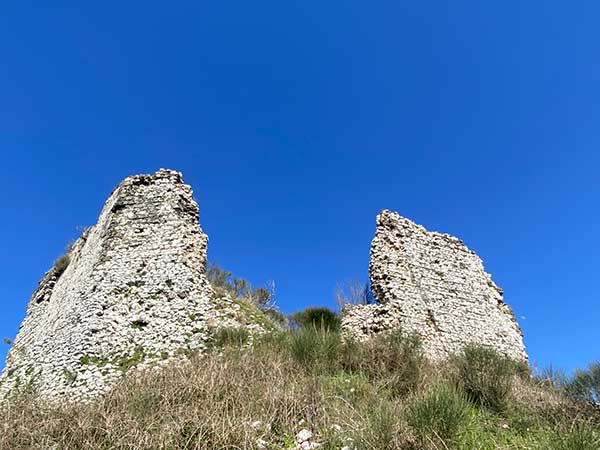 castel morrone castello