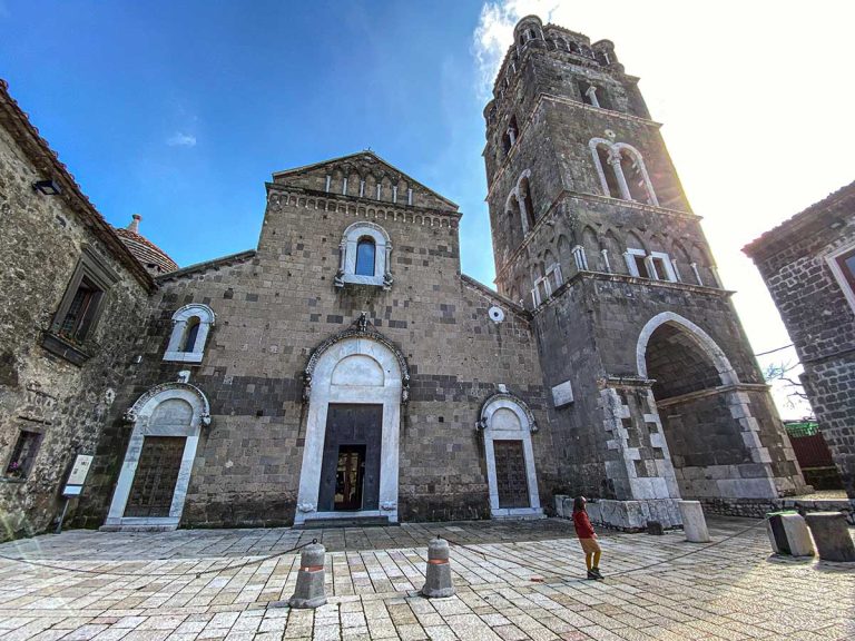 Caserta vecchia duomo