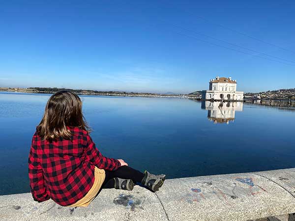 casina vanvitelliana e vambina di spalle