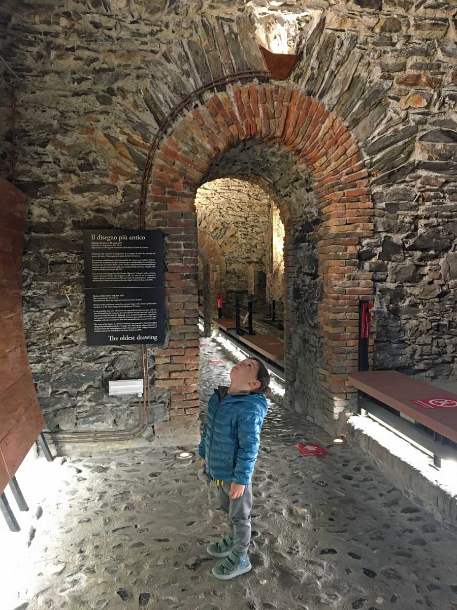 bambino alla lanterna di genova museo