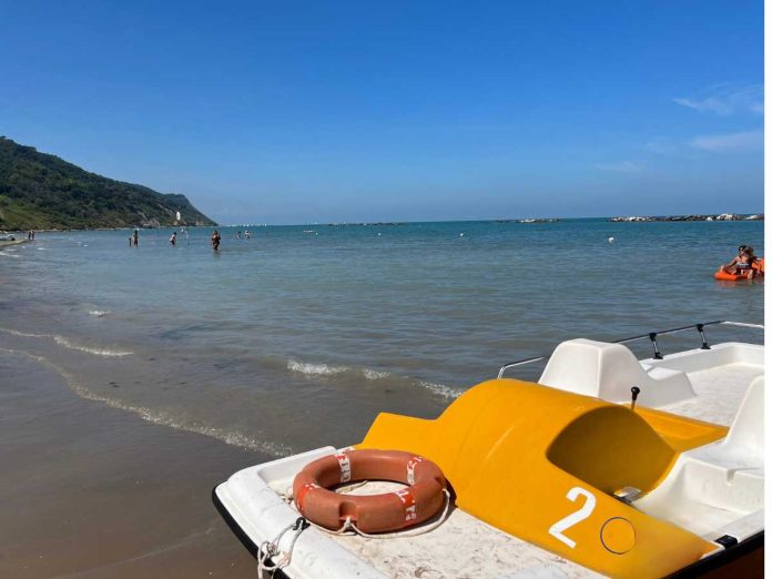spiaggia di Pesaro vacanze nelle marche