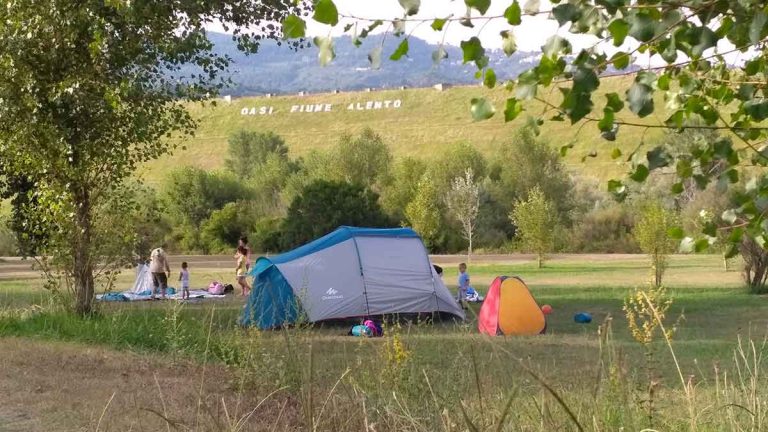 Oasi Fiume Alento, notte in tenda e picnic sotto le stelle