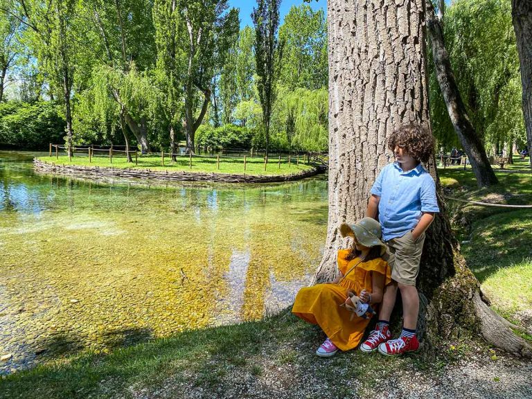 fonti del clitunno Umbria bambini