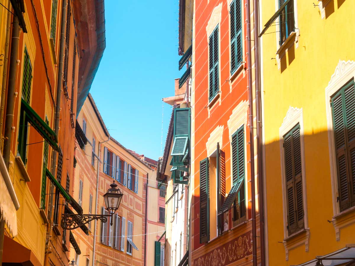 Sestri levante passeggiata tra i vicoli