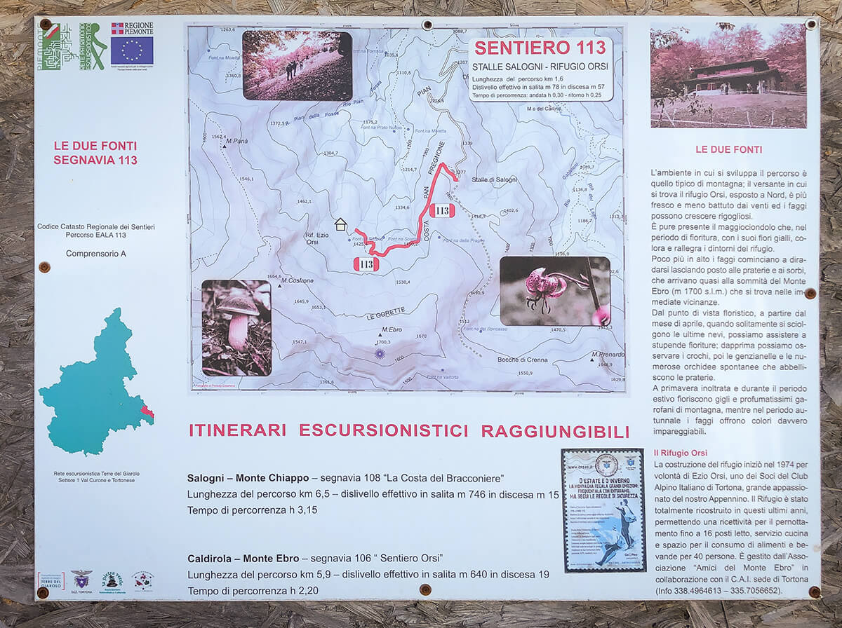 cartello con le indicazioni per raggiungere il rifugio Orsi dalle Stalle di Salogni