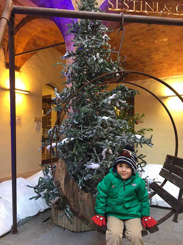 albero natale bambino