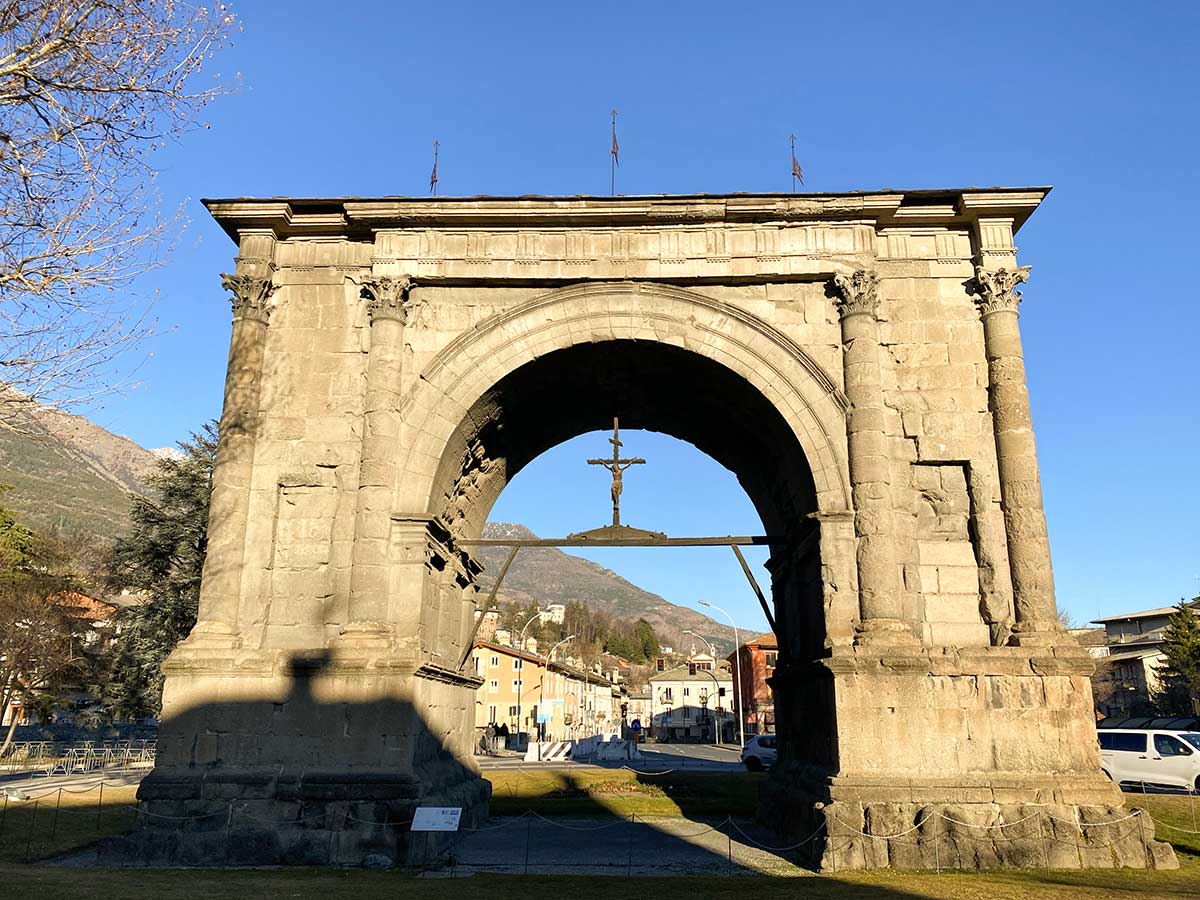 arco di augusto aosta 