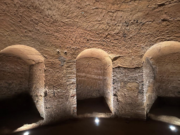 interno della grotta sala circolare