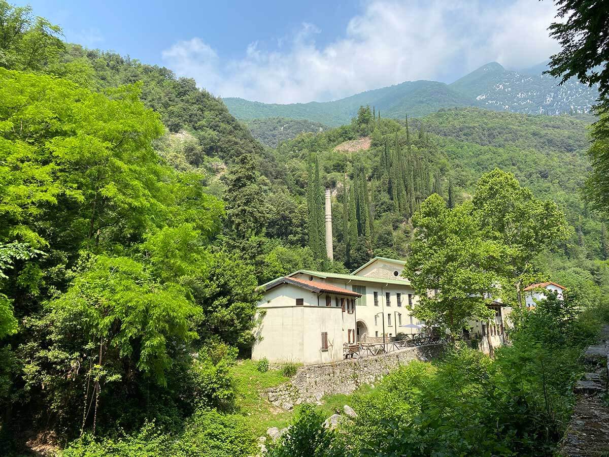 Valle delle cartiere toscolano maderno 