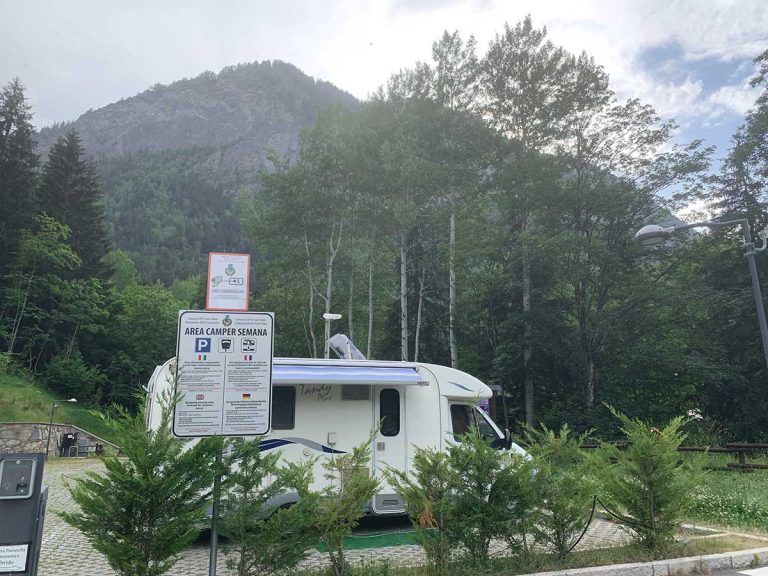 camper area sosta semana