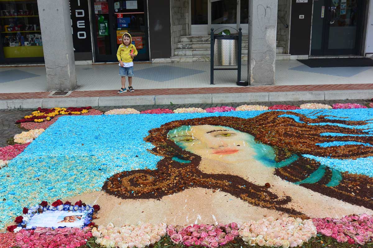 quadri infiorata pietra ligure