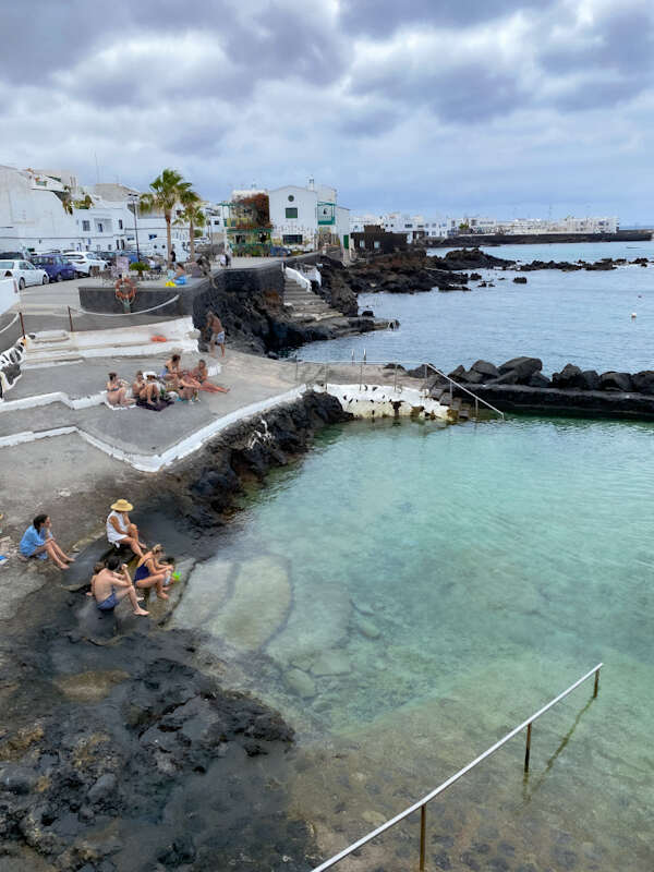 Punta mujeres piscine naturali