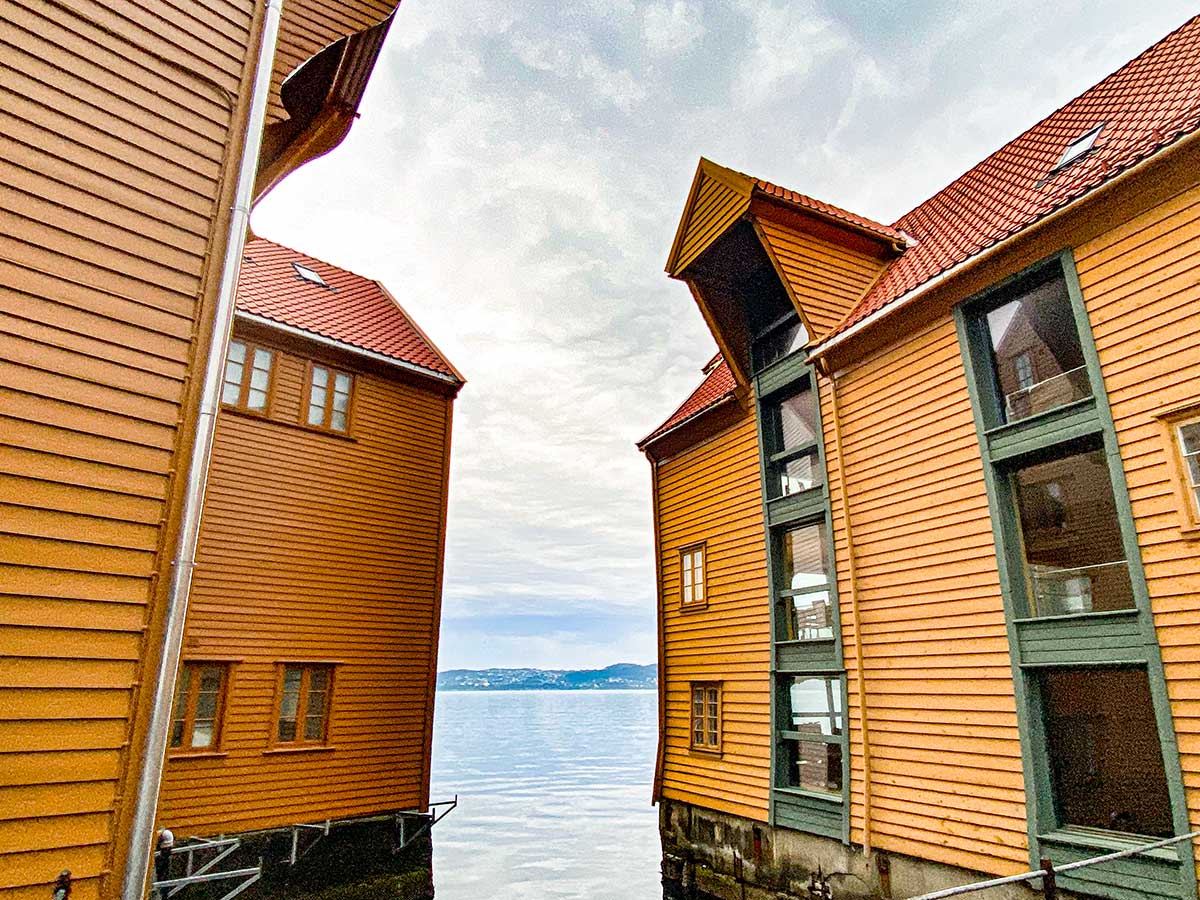cosa vedere a Bergen, case di legno colorare