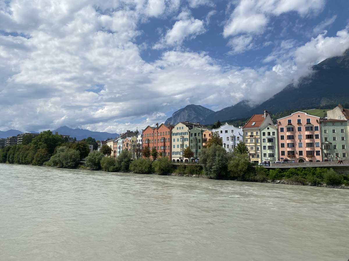 case colorate fiume Innsbruck