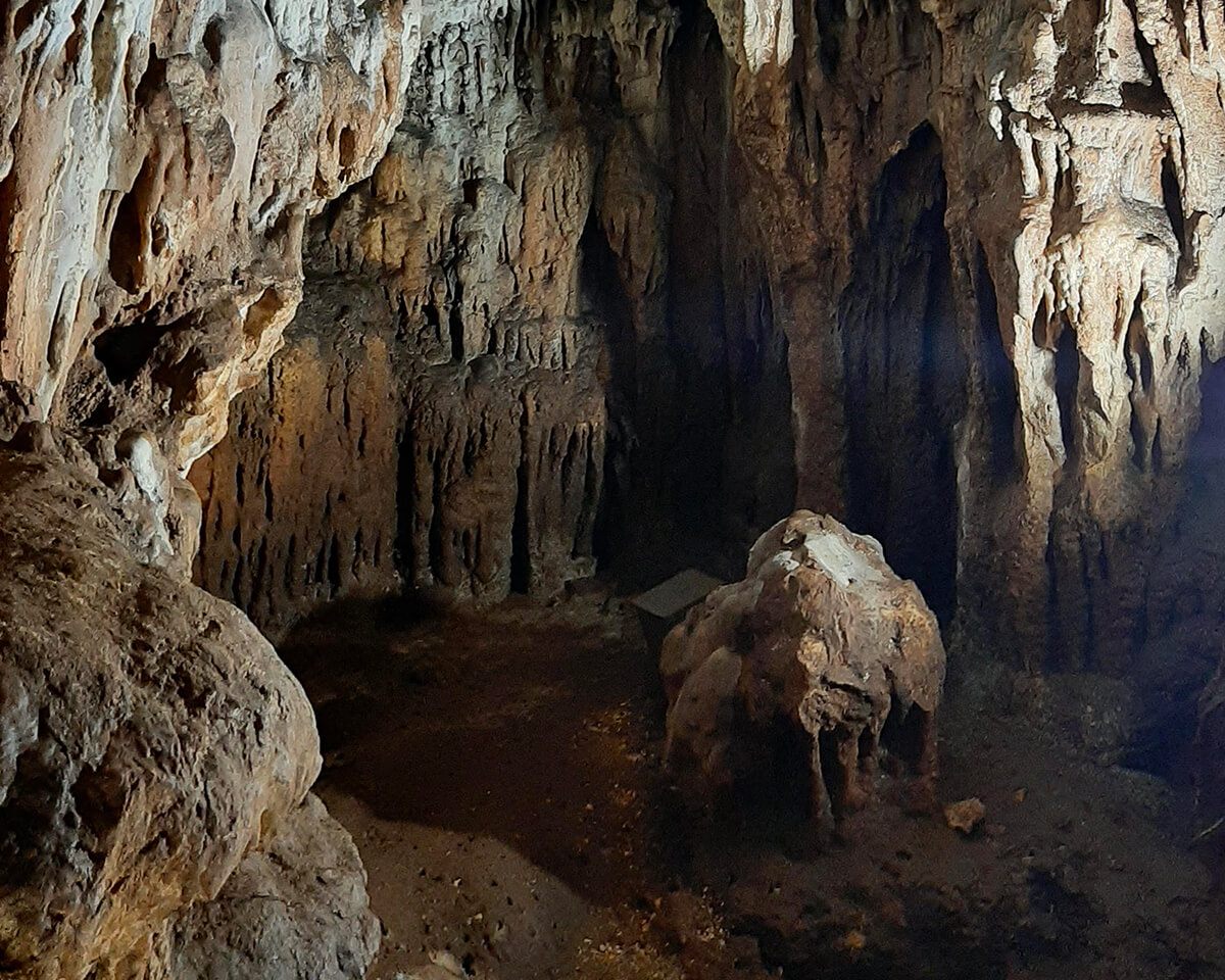grotta di curtomartino 