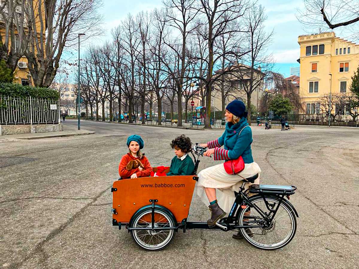 mamma con bambini in bici, eventi per bambini