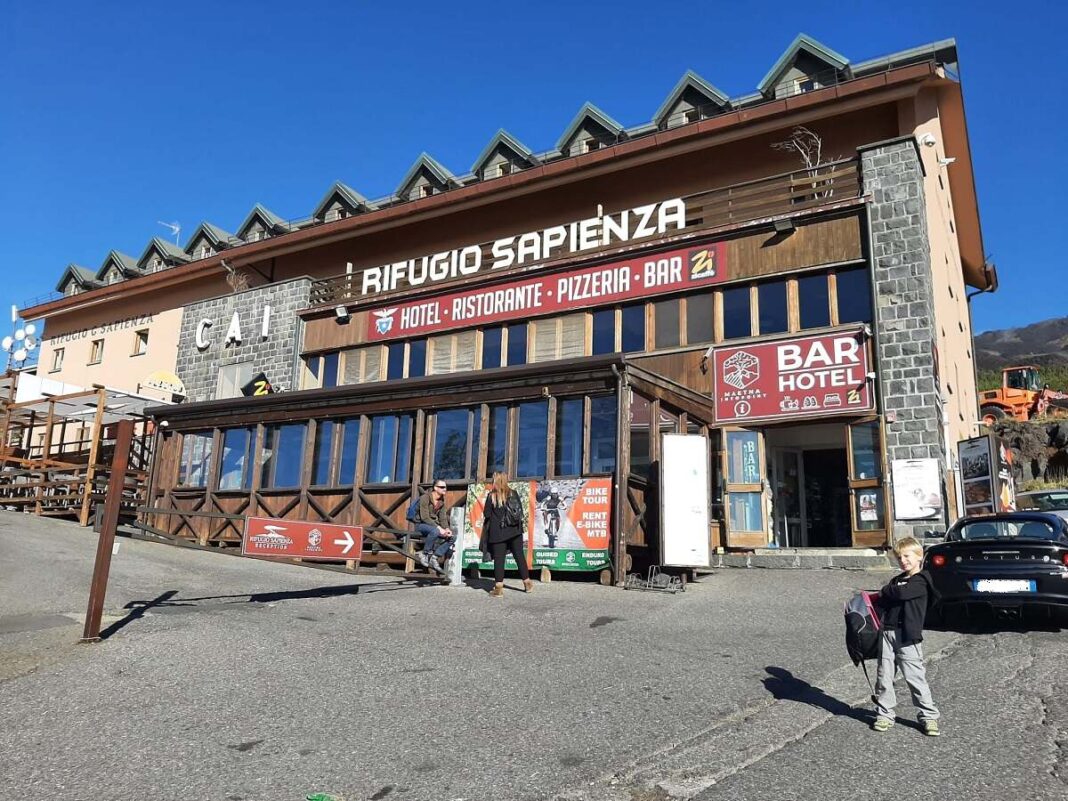 rifugio sapienza dall'esterno