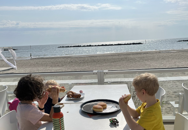 colazione in spiaggia