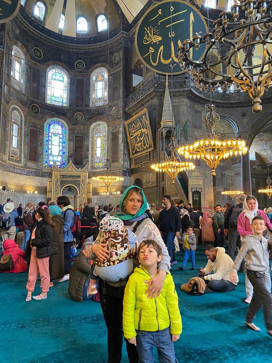 mamma e bambini moschea