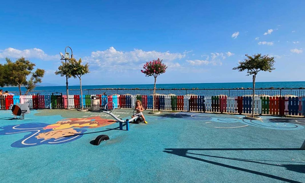 Pioppi con i bambini