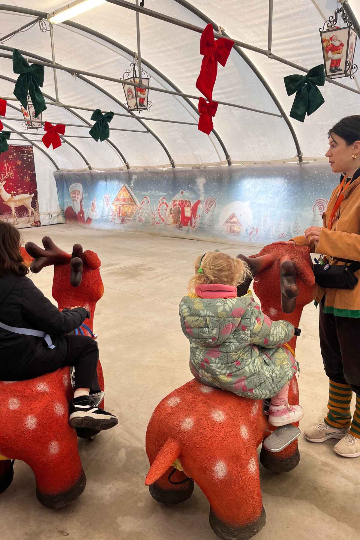 renne meccaniche alla grotta di Babbo Natale