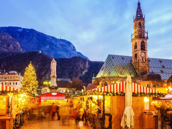 piazza mercatini natale bolzano alto adige
