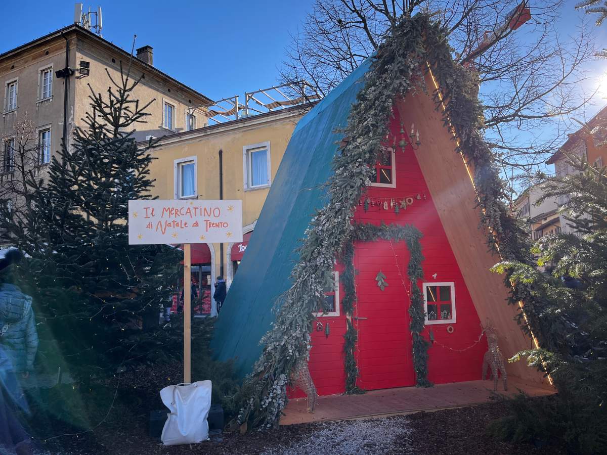 casa babbo natale trento città del natale