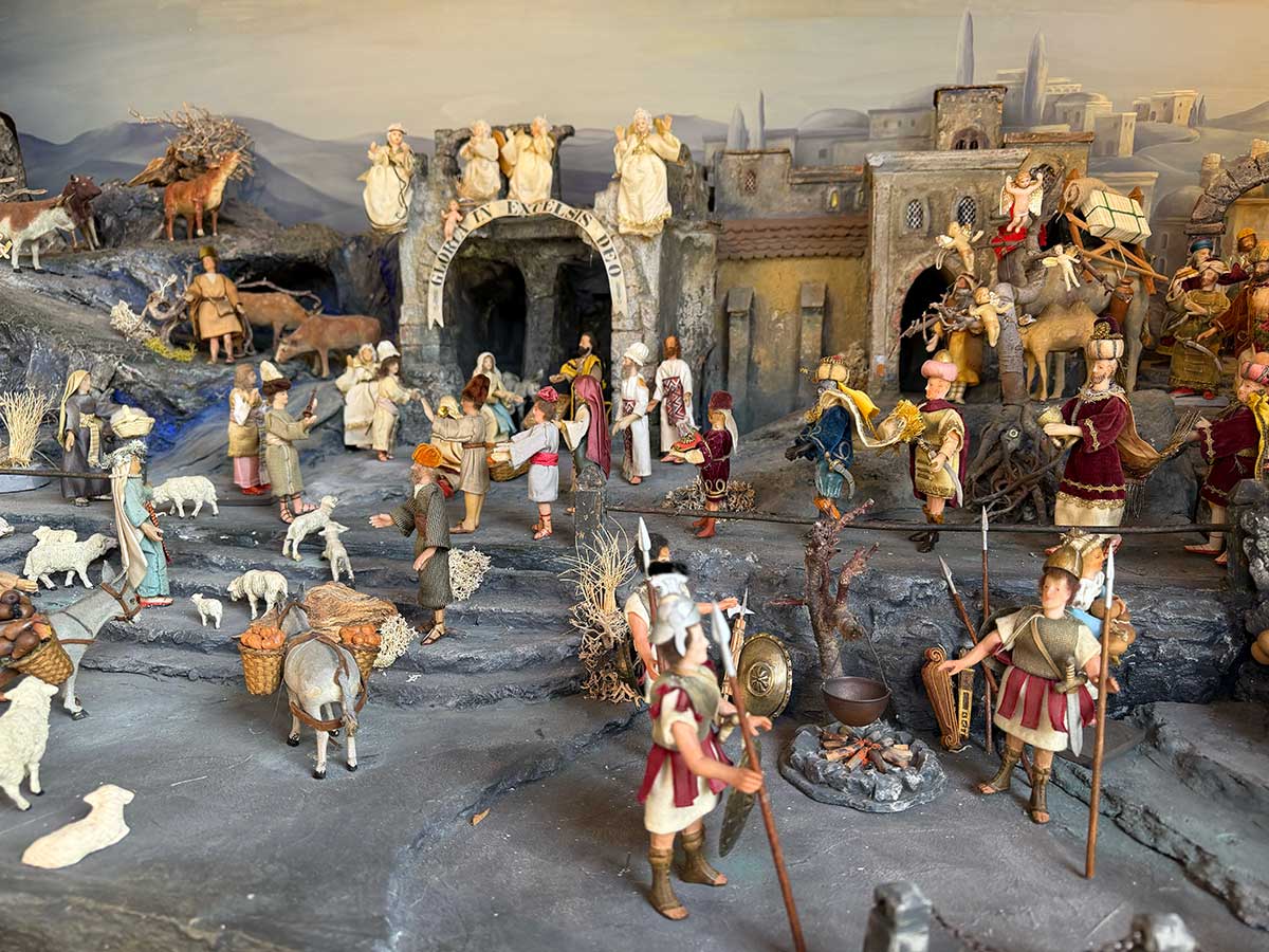 Mercatino di Natale di St Leonhard-presepe