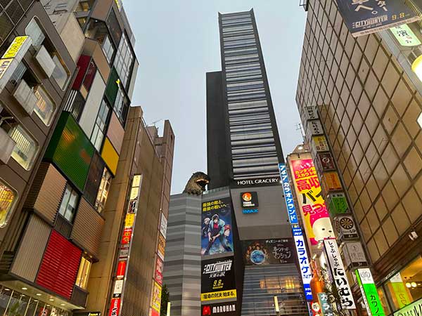 cosa vedere a Tokyo Shinjuku Godzilla