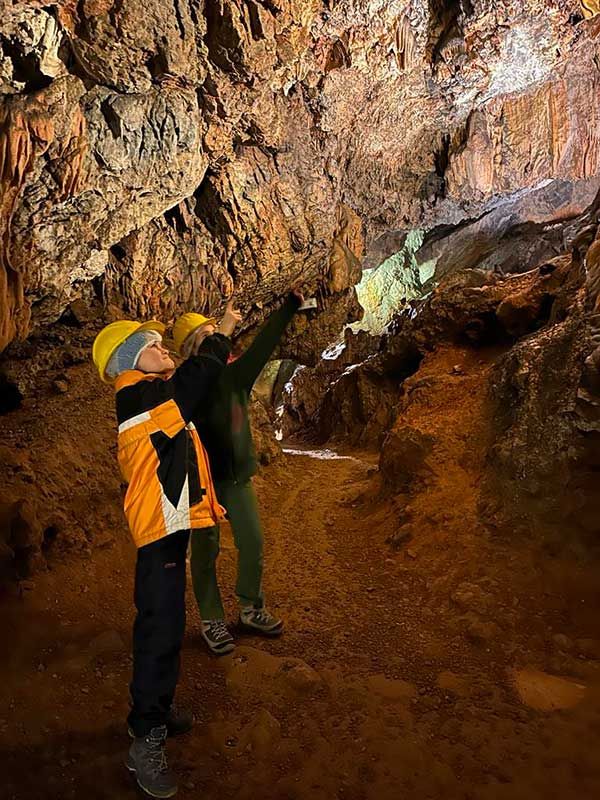 visita con la card viviparchi alle grotte dei dossi