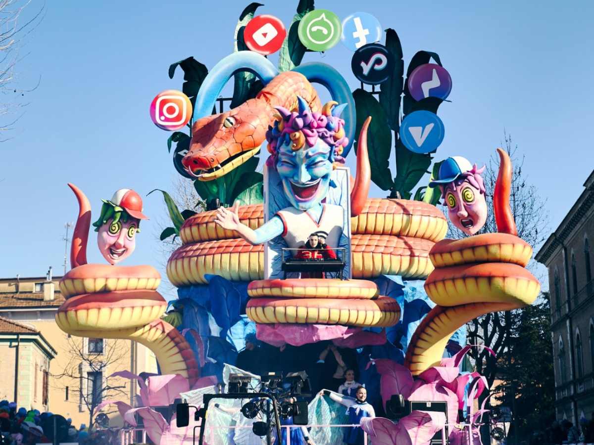 carro del carnevale di Fano