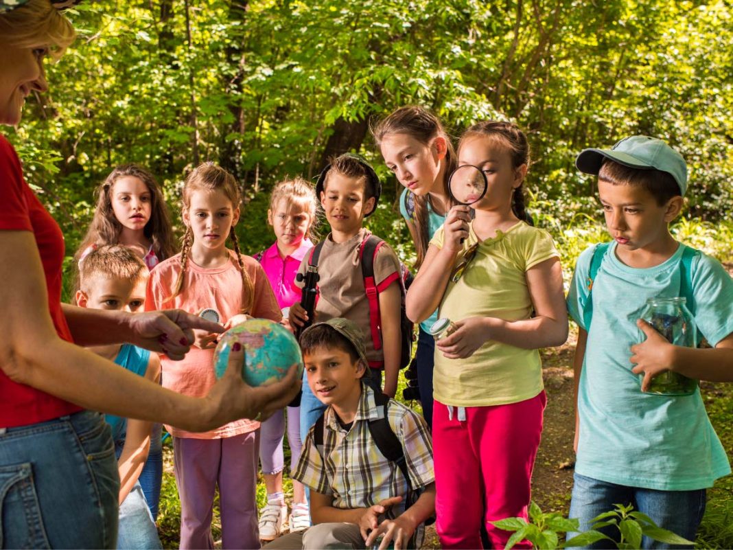 Gita nella natura con i bambini