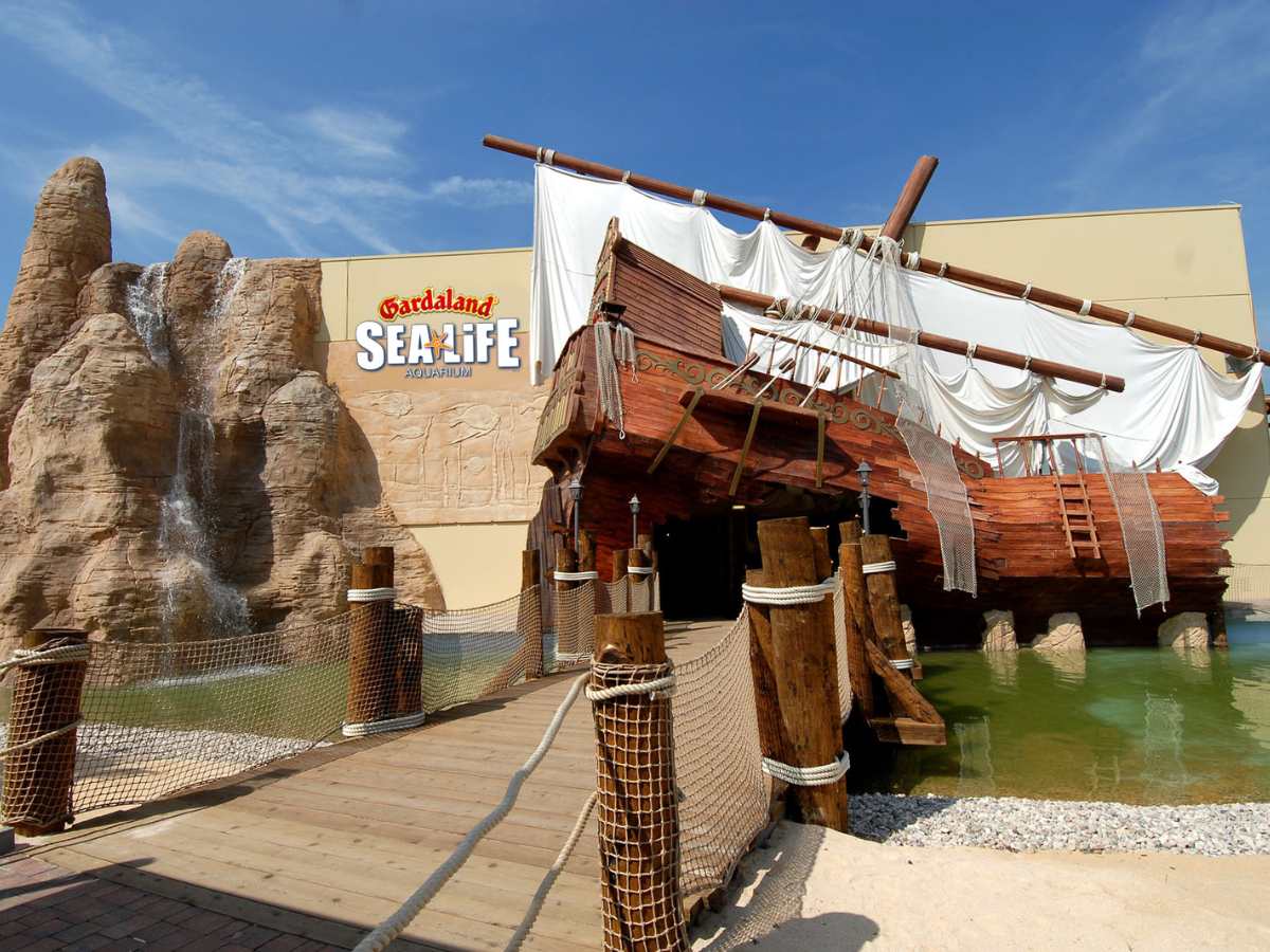 ingresso gardaland sea life aquarium